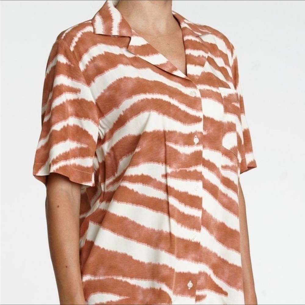 Pistola Women’s Lucy Pajama Top Zebra Print Burnt Orange Button Down Size S